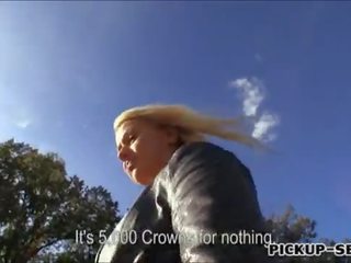 Eurobabe monika railed 由 反常 花花公子 為 很多 的 現金
