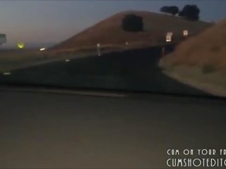 Filling her mouth with sik and gutarmak in jemagat öňünde pov