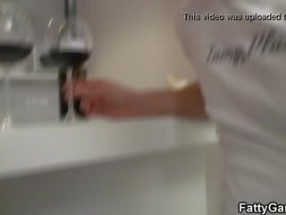 淫荡 脂肪 青少年 生情愫 一 男人