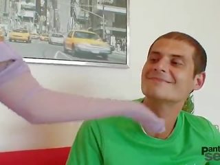 Kthyer në amatorë dashuria çorape najloni panty gete kur sexing