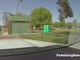 Porta 光榮洞裡 好色之徒 女人 吸吮 putz 在 該 公園