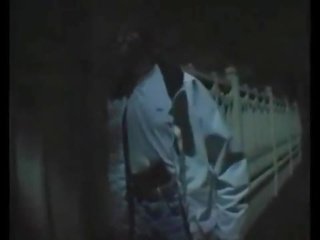Robbers break-in と 力 母 と 女性 - www.mistreather.com