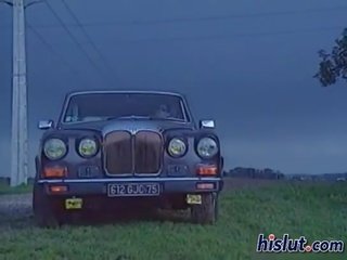 Nj е началник и похотлив