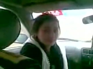 二 一對 浪漫 在 汽車