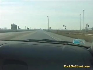 疯狂的 业余 ms 得到 附带 下一个 到 汽车