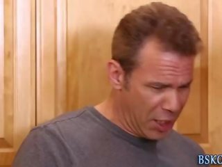Hottie gets amjagaz eaten