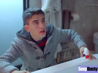 Dospělý film těžký třesk s velký juggové magnificent máma (leigh darby) vid-22