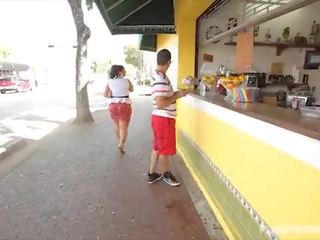 Handsome kakaiba bbw diana nicole makakakuha ng fucked sa maliit havana