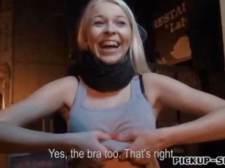 Captivating karol lilien flashes big süýji emjekler and got pounded for pul