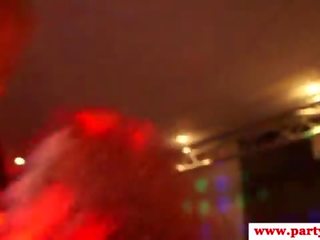 Реальний євро любителі кліп під спідницею на dancefloor