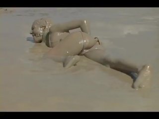 Stuck ב ה בּוֹץ