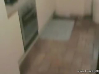 打击 我 ciao 在 该 厨房