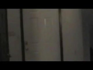 Сплячий товста дупка ебать великий чорна putz в той час як чоловік працював