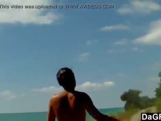 Amatér pár quickie xxx film na a pláž