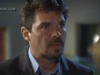 Leticia colin x номінальний відео сцена від bonitinha mas ordinaria (2013)
