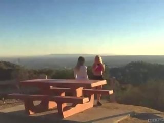 珍娜 阿什利 和 addison 艾利 pov 女同志 有趣