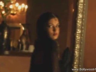 Нудисти индийски фатална fatale угодно нас