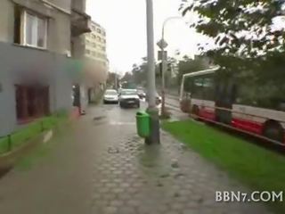 প্রেমময় শৌখিন মেয়ে
