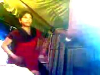 Индийски млад groovy bhabhi майната от devor при спалня тайно рекорд - wowmoyback