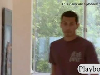 Singles having fun in Foursome mansion