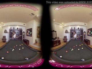 Vr porn-mom 生情愫 她的 步 女儿 到 有 性别 电影 上 该 水池 表