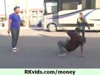 裸露 和 成人 夾 為 金錢 5