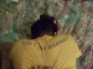 আবলুস পতিতালয় bounces পাছা উপর বিশাল সদস্য