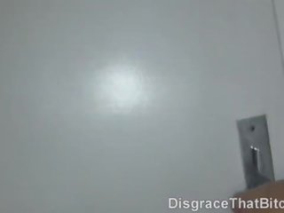 মর্যাদাহানি যে হকার - locked আউট এবং হার্ডকোর আউট
