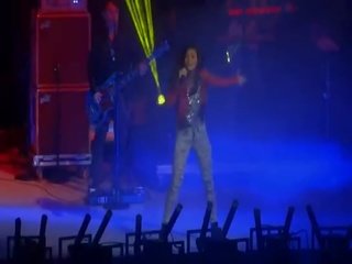 Victoria justice concert and pussy tease fantasies