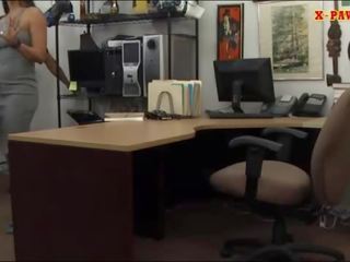 Pleasant babe sells her Cello and slammed