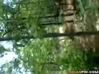 Индийски тийн като мръсен филм извън с тя bf