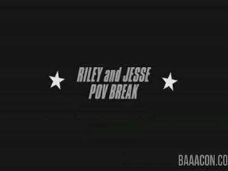 Jesse 여자 과 라일리 스틸 거대한 입