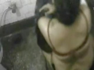 Bangla desi pepadhamu bhabi siram jedhing hidden cam