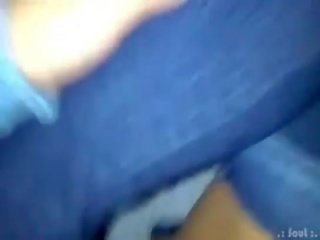 Mexicana interrumpida por su mamÃ¡ mientras coge