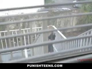 金發 青少年 處罰 由 巨人 陰莖 - tinyteencams.com
