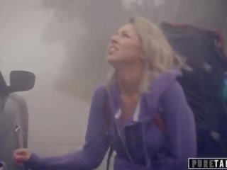 ピュア タブー backwoods ブラザーズ dp ファック 二本鎖 hitchhiker へ 潮吹き