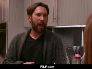 Filf - великий breasted крок міссісіпі любить скаче крок тато