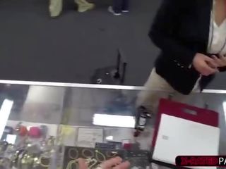 Kinh doanh người phụ nữ fucks vì plane ticket