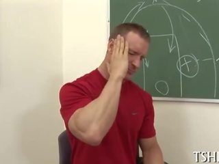 残酷 男生 bonks 一 女士