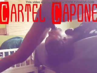 Fuckin 她的 喉 喜欢 一 的阴户