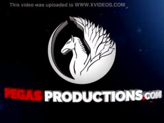 Pegas 制作 - premier dp 倒 啦 巨乳 摩洛伊斯兰解放阵线 黄绿色 背风处
