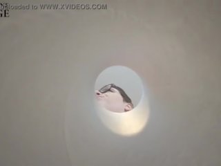 小 男人 在 pringles 可以 vore giantess