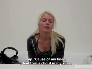 Peroxid Blonde Blows Cameramans prick
