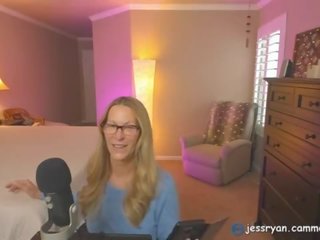 엄마는 내가 엿 싶습니다 camgirl jess 라이언 제공 an honest 형사 평가 jessryan&period;manyvids&period;com