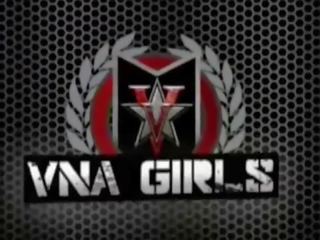 Грудаста tremendous siri потужність grrl трахкав по ремінець на villain!