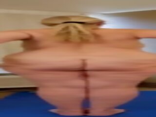 Inviting prime vee does naked yoga&excl;