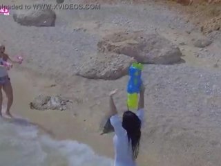 여름 젖은 바닷가 오르가슴