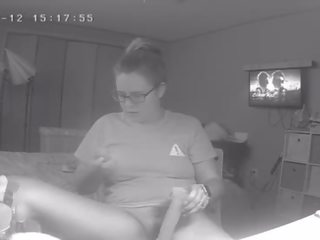 Slutty remaja skips pekerjaan rumah untuk merancap untuk seks video tersembunyi kamera